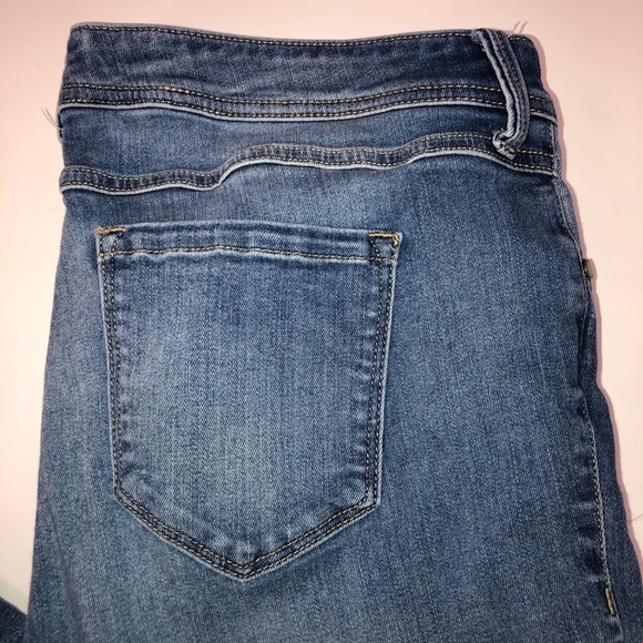 ***❌SOLD!❌***Torrid Luxe Bootcut Jeans Size 18 - Picture 2 of 9
